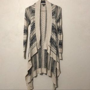 Eddie Bauer patterned cardigan